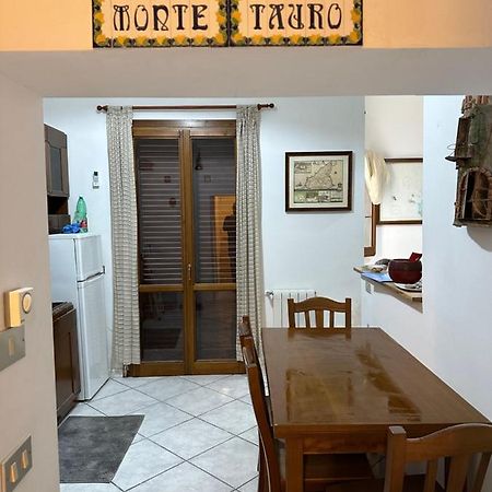 Monte Tauro Apartment Таормина Екстериор снимка